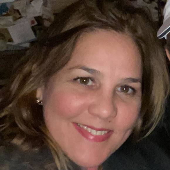 Meet your Posher, Lissett - Picture 1 of 1